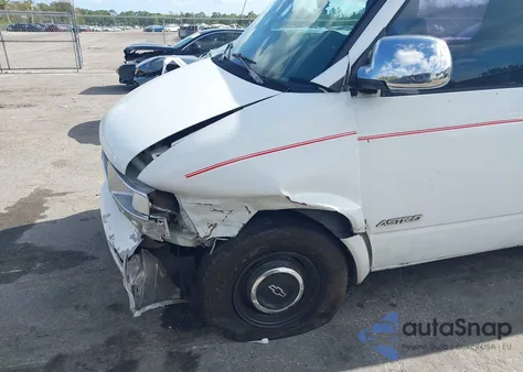 1999 Chevrolet Astro z USA, uszkodzony, nr VIN 1GCDM19W0XB104103
